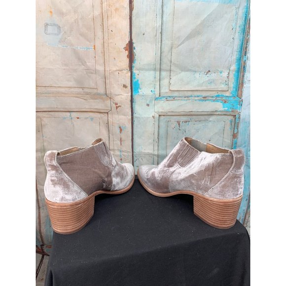 Madewell Grayson Chelsea Boot in Velvet  9.5 - Picture 6 of 9